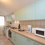 House Marlu