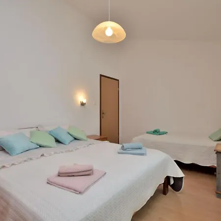 Holiday home House Marlu