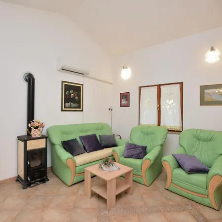 度假居 House Marlu *